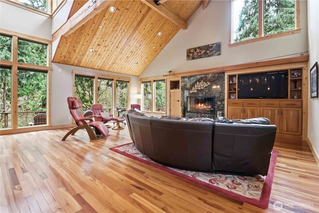125 Royal Coachman Lane, Kalama, WA 98625