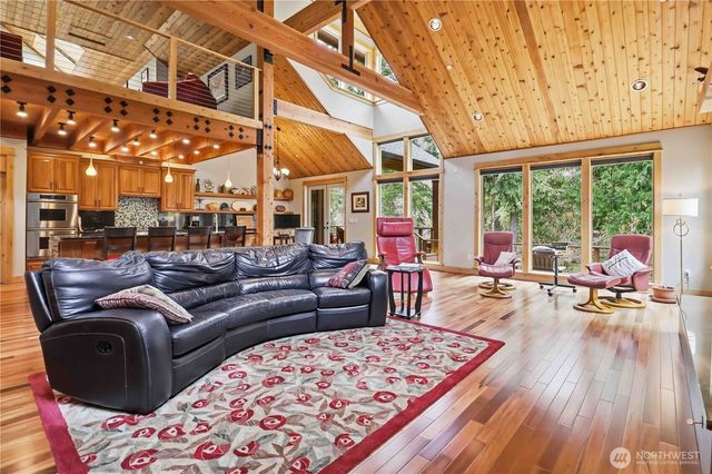 125 Royal Coachman Lane, Kalama, WA 98625