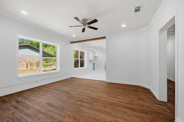 1525 N Shannon Street, Sherman, TX 75092