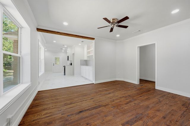 1525 N Shannon Street, Sherman, TX 75092