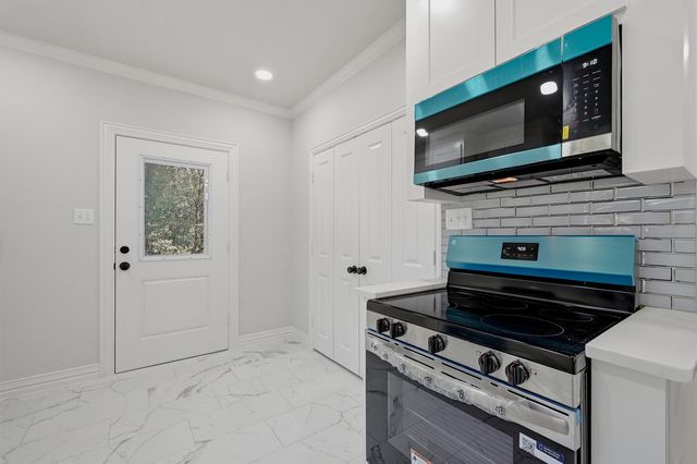 1525 N Shannon Street, Sherman, TX 75092