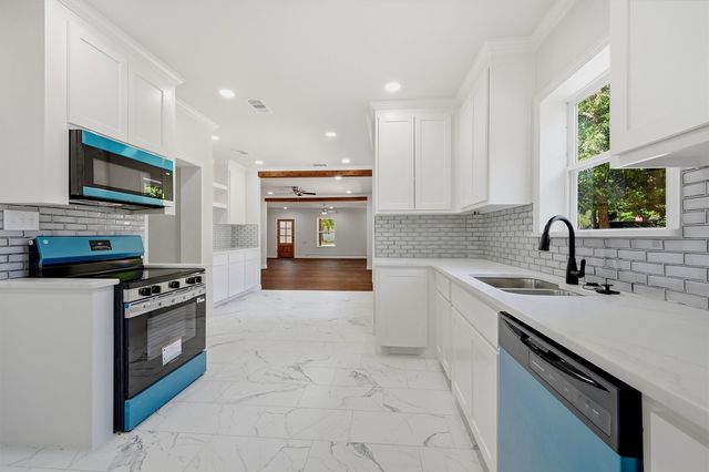 1525 N Shannon Street, Sherman, TX 75092