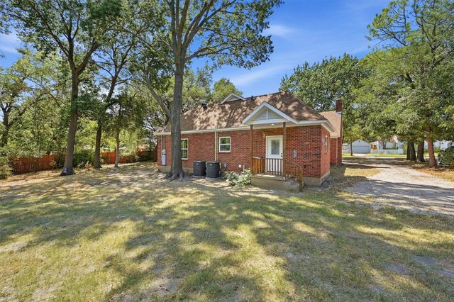 1525 N Shannon Street, Sherman, TX 75092
