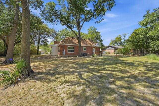 1525 N Shannon Street, Sherman, TX 75092