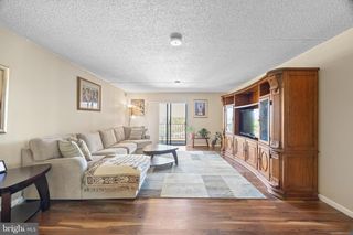 20933 VALLEY FORGE CIR #933, King Of Prussia, PA 19406