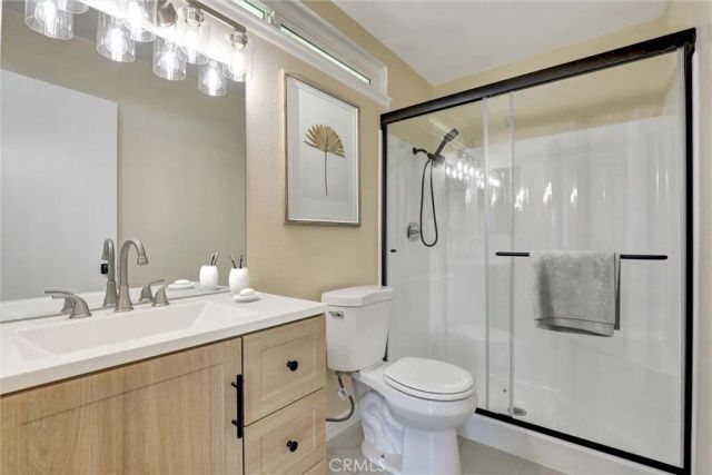 877 Wedgewood Court, Rialto, CA 92376