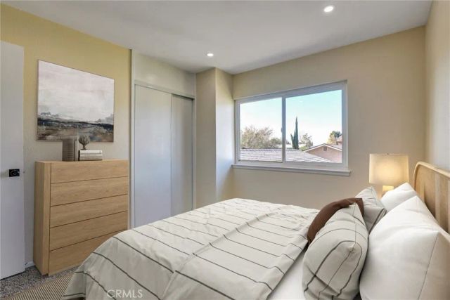 877 Wedgewood Court, Rialto, CA 92376