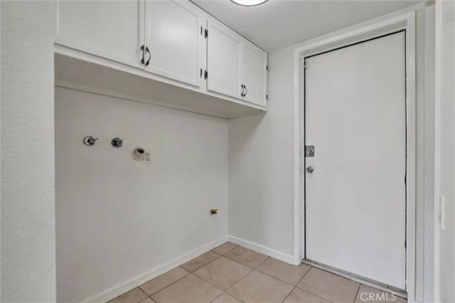 877 Wedgewood Court, Rialto, CA 92376