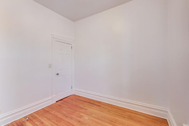 1138 W Addison Street 1, Chicago, IL 60613