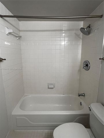 5705 SW 72nd St 5705, South Miami, FL 33143