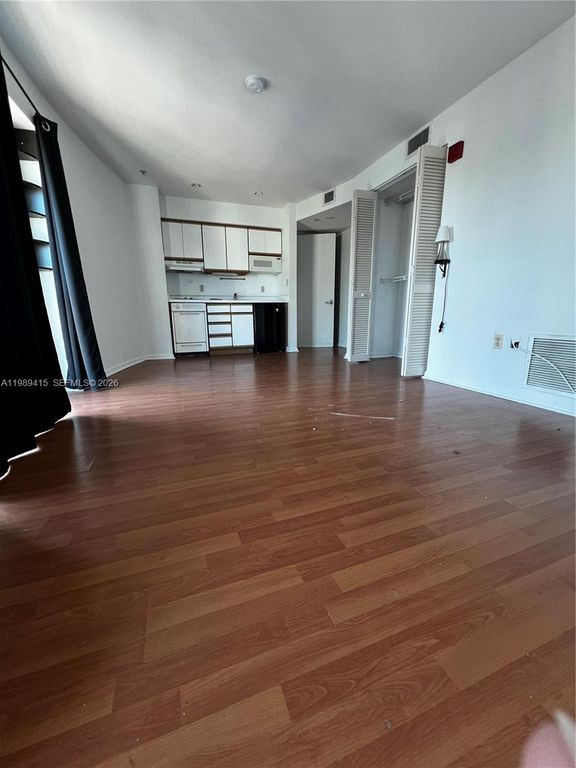 5705 SW 72nd St 5705, South Miami, FL 33143