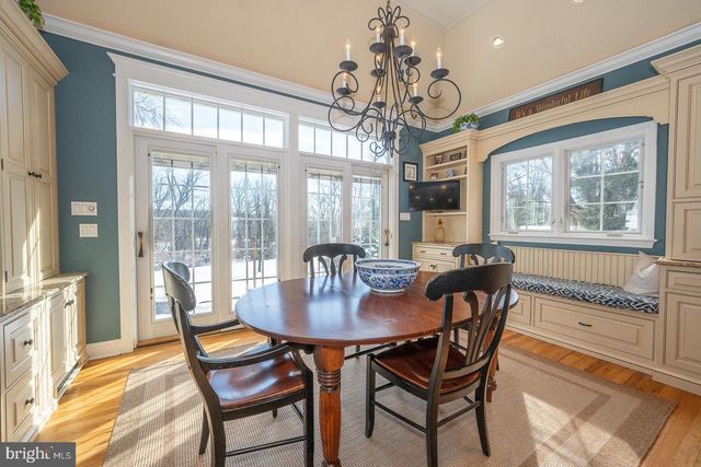 334 ECHO VALLEY LN, Newtown Square, PA 19073