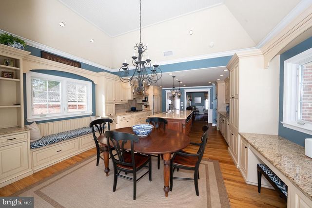 334 ECHO VALLEY LN, Newtown Square, PA 19073