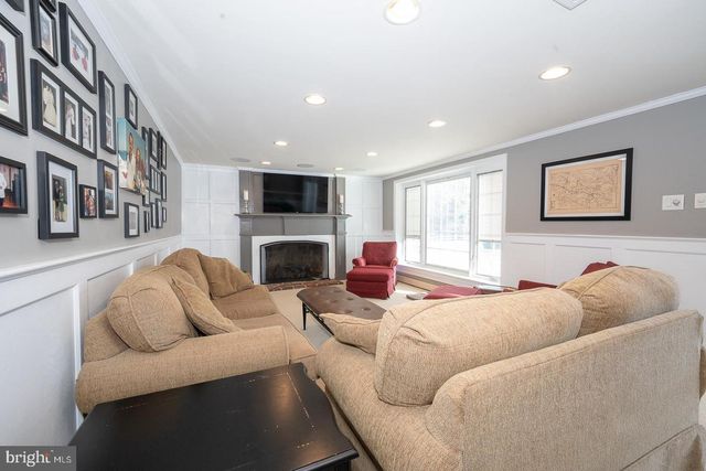 334 ECHO VALLEY LN, Newtown Square, PA 19073