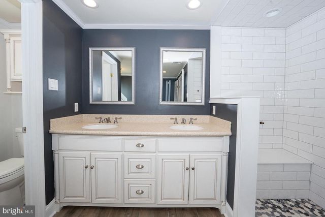 334 ECHO VALLEY LN, Newtown Square, PA 19073