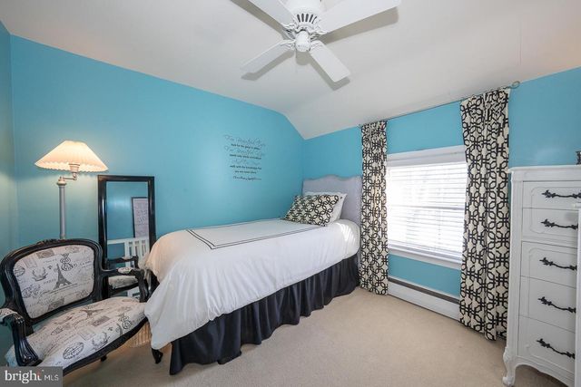 334 ECHO VALLEY LN, Newtown Square, PA 19073