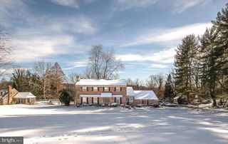 334 ECHO VALLEY LN, Newtown Square, PA 19073