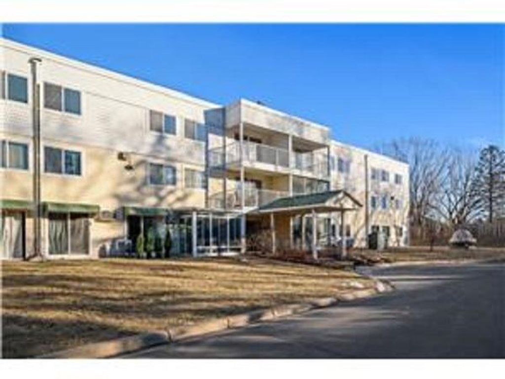 130 Demont Avenue E 151, Little Canada, MN 55117 — exterior