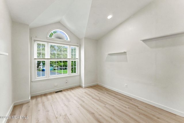 318 Balsam Court, Howell, NJ 07731
