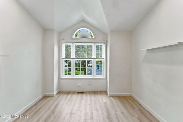 318 Balsam Court, Howell, NJ 07731