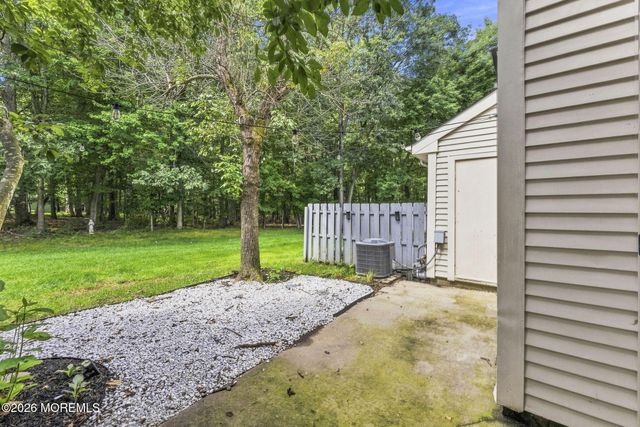 318 Balsam Court, Howell, NJ 07731
