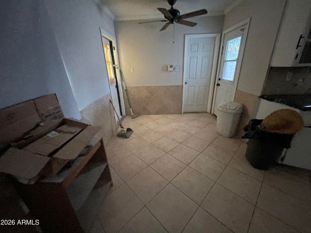 2038 E CHEERY LYNN Road, Phoenix, AZ 85016