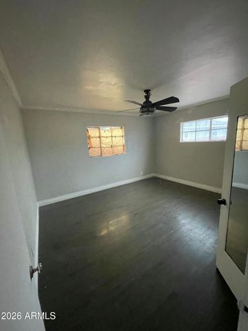 2038 E CHEERY LYNN Road, Phoenix, AZ 85016