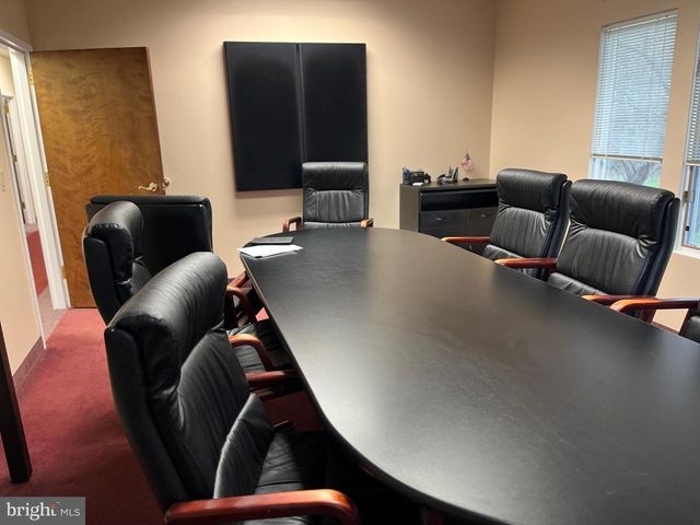 2273 ROUTE 33, Hamilton, NJ 08690