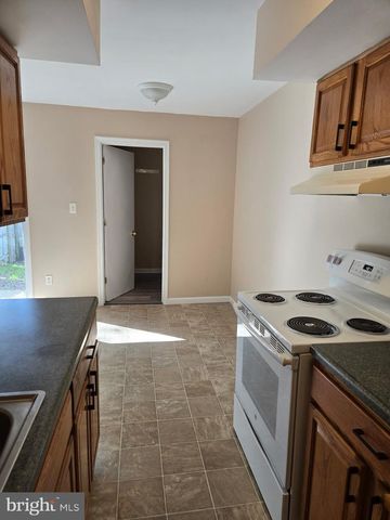 63 FOREST CREEK DR, Dover, DE 19904