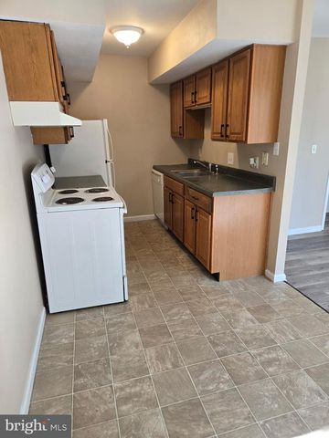 63 FOREST CREEK DR, Dover, DE 19904