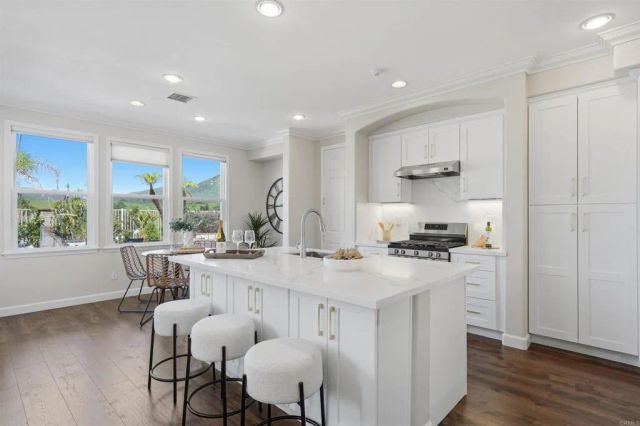 615 Wilmington Drive, Chula Vista, CA 91914