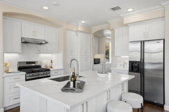 615 Wilmington Drive, Chula Vista, CA 91914