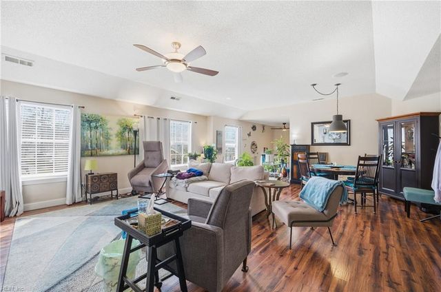 2210 Sicily QUAY, Virginia Beach, VA 23456