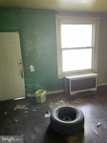 6151 REEDLAND ST, Philadelphia, PA 19142