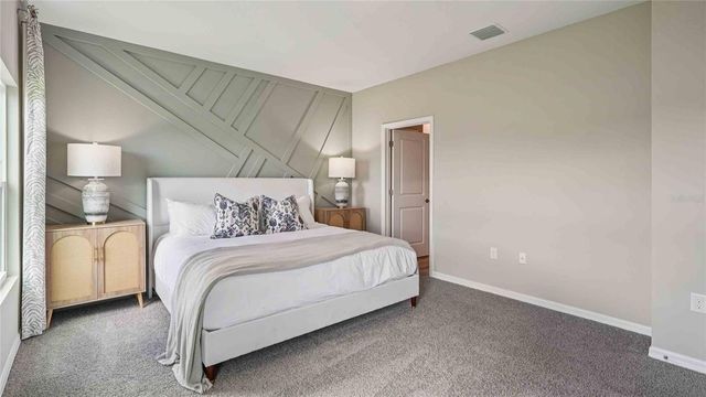24220 NW 13TH BOULEVARD, Newberry, FL 32669