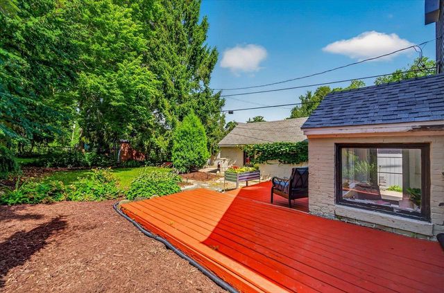 12 Farley Avenue, Madison, WI 53705