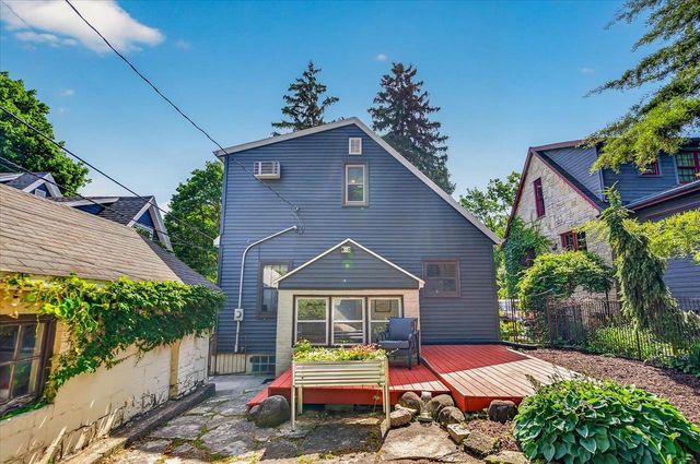 12 Farley Avenue, Madison, WI 53705
