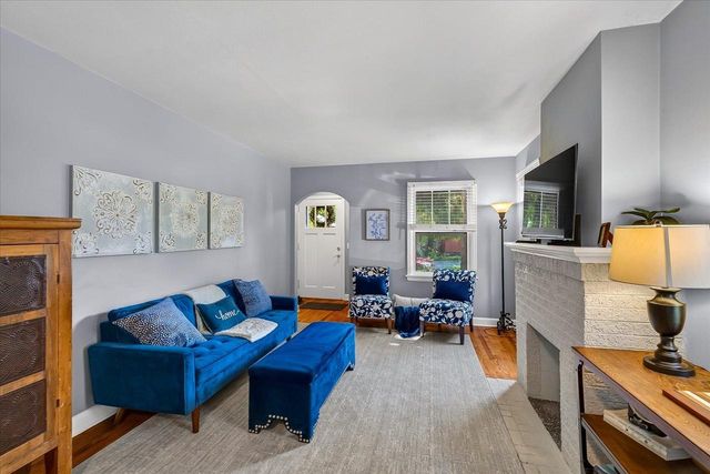 12 Farley Avenue, Madison, WI 53705
