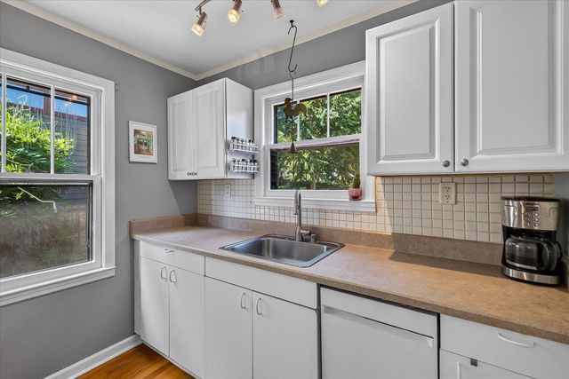 12 Farley Avenue, Madison, WI 53705