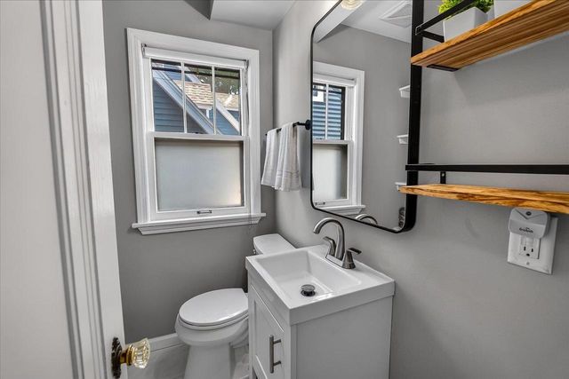 12 Farley Avenue, Madison, WI 53705