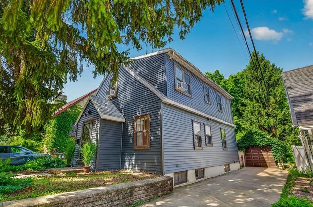 12 Farley Avenue, Madison, WI 53705