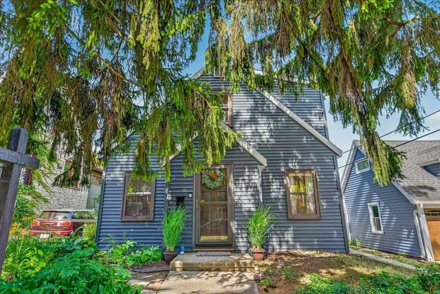 12 Farley Avenue, Madison, WI 53705