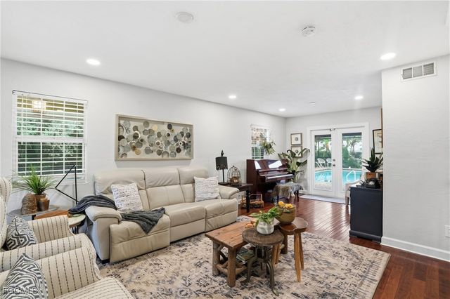 10811 & 10821 Ruden RD, North Fort Myers, FL 33917