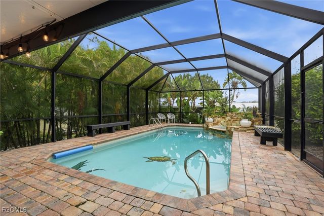 10811 & 10821 Ruden RD, North Fort Myers, FL 33917