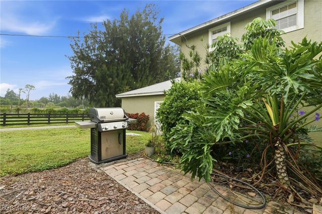 10811 & 10821 Ruden RD, North Fort Myers, FL 33917