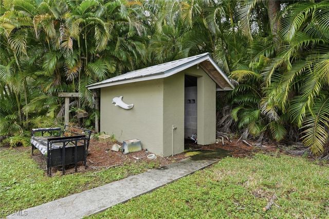 10811 & 10821 Ruden RD, North Fort Myers, FL 33917