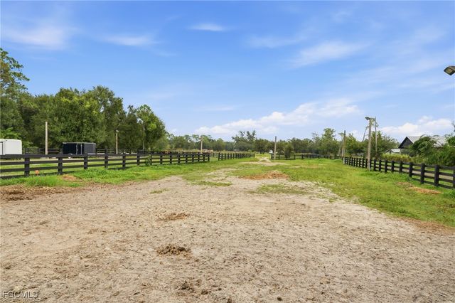 10811 & 10821 Ruden RD, North Fort Myers, FL 33917