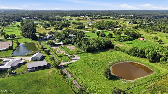 10811 & 10821 Ruden RD, North Fort Myers, FL 33917