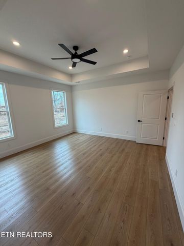 6813 Flint Gap Rd, Knoxville, TN 37914