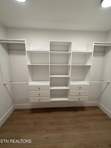 6813 Flint Gap Rd, Knoxville, TN 37914